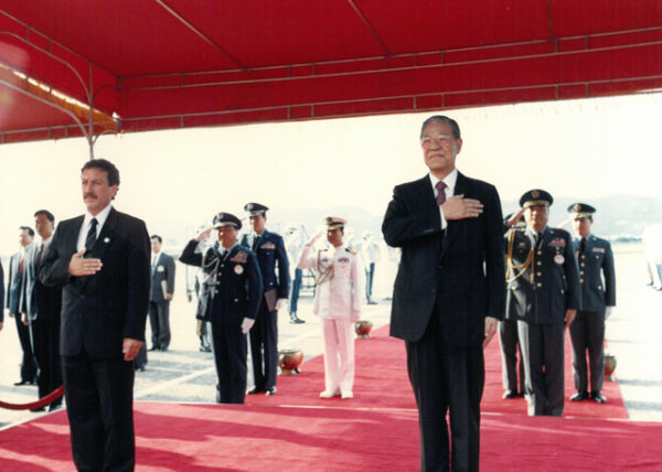 總統接見瓜地馬拉總統席瑞索訪華時照片-李總統照片冊-MOFA109179CF-2020-12--PH00006-035