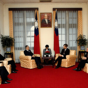 總統接見美聯邦眾議員韓利等人-李總統照片冊-MOFA109179CF-2020-12--PH00007-011