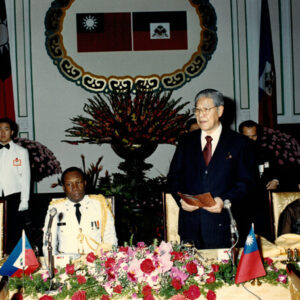 總統迎接海地軍政府主席艾芙瑞夫婦訪華-李總統照片冊-MOFA109179CF-2020-12--PH00007-013