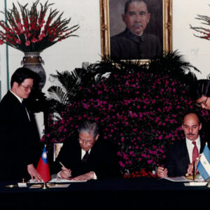 李總統接見薩爾瓦多總統克里斯第雅尼夫婦等人-李總統照片冊-MOFA109179CF-2020-12--PH00007-045