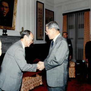 總統接見蔣碩傑院士等-李總統照片冊-MOFA109179CF-2020-12--PH00008-007