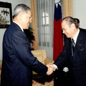 總統接見日眾議員中尾榮一等-李總統照片冊-MOFA109179CF-2020-12--PH00008-016