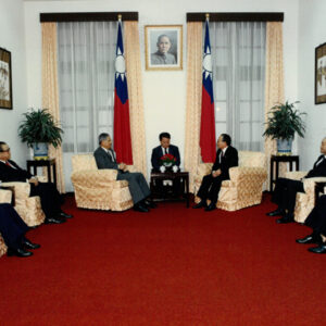 總統接見韓國建設部長官權寧珏先生-李總統照片冊-MOFA109179CF-2020-12--PH00008-069