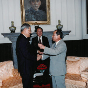 總統接見日本自民黨村上正邦參議員-李總統照片冊-MOFA109179CF-2020-12--PH00008-130