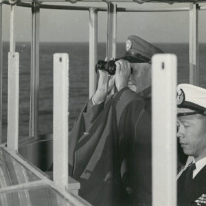 總統在艦上眺望海上演習-照片冊-MOFA109179CF-2020-12-PH00011-059