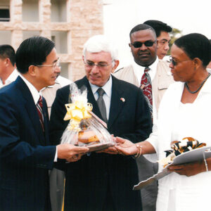 捐贈四門小貨車乙量予人力發展部 貝里斯-陳水扁總統活動照片-MOFA109179CF-2020-12-PH00014-057