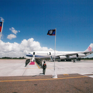 穆沙總理於貝國機場歡送參訪團 貝里斯-陳水扁總統活動照片-MOFA109179CF-2020-12-PH00014-110