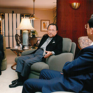 接見美國聯邦參議員井上健(Daniel Inouye