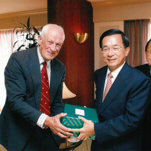 接見AIT代理理事主席浦威廉 美國夏威夷-陳水扁總統訪中南美過境美國-MOFA109179CF-2020-12-PH00015-028