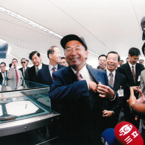 參觀密蘇里號戰鑑 美國夏威夷-陳水扁總統訪中南美過境美國-MOFA109179CF-2020-12-PH00015-033