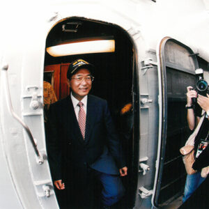 參觀密蘇里號戰鑑 美國夏威夷-陳水扁總統訪中南美過境美國-MOFA109179CF-2020-12-PH00015-036