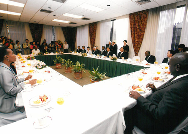 與友邦元首或特使早餐敘 巴拿馬-陳水扁總統訪中南美過境美國-MOFA109179CF-2020-12-PH00015-080