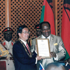 陳水扁總統於馬拉威國莫魯士總統以國宴歡迎及贈勳-第三次出訪-合作互助、關懷之旅-MOFA109179CF-2020-12-PH00016-047