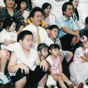 參加總統府九十三年度員工親子日活動(一)-陳水扁總統活動照片及吳淑珍女士參加2004年帕運活動照片-MOFA109179CF-2020-12-PH00017-011