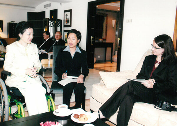 夫人接受國際媒體專訪之一-陳水扁總統活動照片及吳淑珍女士參加2004年帕運活動照片-MOFA109179CF-2020-12-PH00017-113