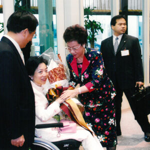 夫人自雅典返國接機暨記者會-陳水扁總統活動照片及吳淑珍女士參加2004年帕運活動照片-MOFA109179CF-2020-12-PH00017-137