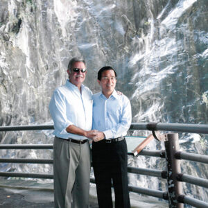 陪同瓜地馬拉總統貝爾傑(Oscar Berger Perdomo)參訪九曲洞-陳水扁總統活動照片-MOFA109179CF-2020-12-PH00018-139