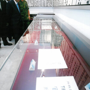 憑弔古戰場紀念碑暨參觀胡璉將軍紀念館-陳水扁總統活動照片-MOFA109179CF-2020-12-PH00018-151