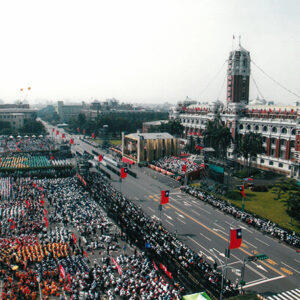 參加「中華民國各界慶祝九十三年國慶大會」總統府府前廣場-陳總統活動照片-MOFA109179CF-2020-12-PH00020-084