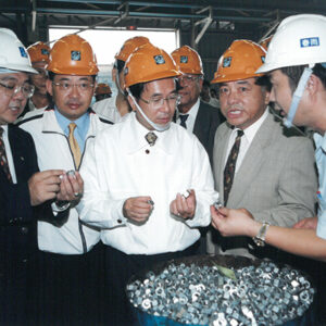 陳水扁總統參觀高雄岡山春雨工廠-陳水扁總統活動照片-MOFA109179CF-2020-12-PH00021-012