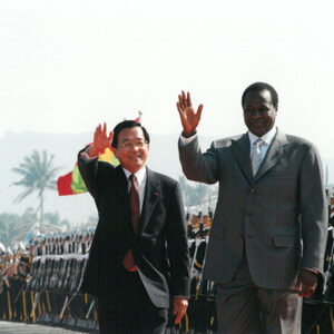 陳水扁總統於高雄左營以軍禮歡迎布吉納法索總統龔保雷-陳水扁總統活動照片-MOFA109179CF-2020-12-PH00023-070