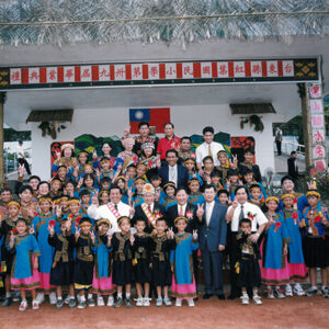 陳水扁總統於台東縣參加台東紅葉國小畢業典禮-陳水扁總統活動照片-MOFA109179CF-2020-12-PH00024-010