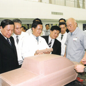 陳水扁總統赴桃園楊梅鎮參訪中華汽車工業股份有限公司-陳水扁總統活動照片-MOFA109179CF-2020-12-PH00025-037