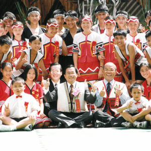 陳水扁總統於台北縣參加烏來國中小畢業典禮-陳水扁總統活動照片-MOFA109179CF-2020-12-PH00025-076