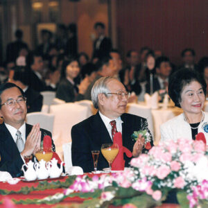 陳水扁總統於台北國賓飯店參加謝長廷主席女兒謝維芬結婚喜宴-陳水扁總統活動照片-MOFA109179CF-2020-12-PH00029-016