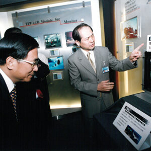 陳水扁總統陪同瓜地馬拉總統波狄優參觀奇美電子公司-陳水扁總統活動照片-MOFA109179CF-2020-12-PH00029-041