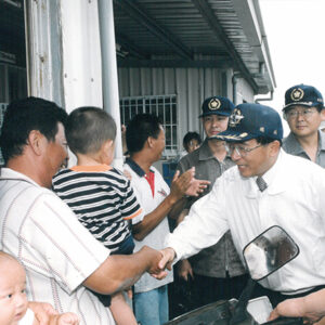 陳水扁總統於澎湖竹灣村關心澎湖地區奇比颱風災後復原重建情形-陳水扁總統活動照片-MOFA109179CF-2020-12-PH00030-012