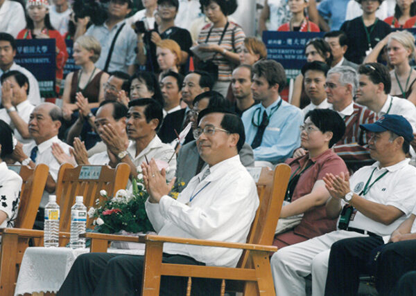 陳水扁總統赴宜蘭參加2001年宜蘭盃國際名校划船邀請賽-陳水扁總統活動照片-MOFA109179CF-2020-12-PH00030-023