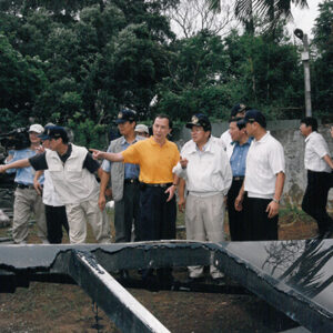 陳水扁總統赴中壢市視察二棟建築物倒塌情形-陳水扁總統活動照片-MOFA109179CF-2020-12-PH00030-044