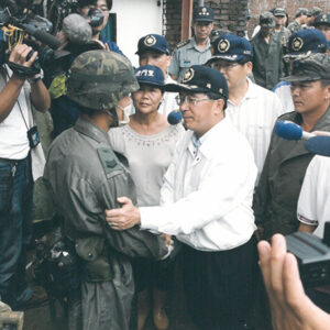 陳水扁總統赴台北汐止地區勘察受災情形-陳水扁總統活動照片-MOFA109179CF-2020-12-PH00031-019