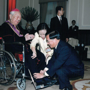 陳水扁總統於總統府贈勳羅光總主教-陳水扁總統活動照片-MOFA109179CF-2020-12-PH00031-136