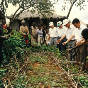 中華民國之農業技術團訓練農民種蔬菜-八十七年巴拉圭展及紐俄展樣片-MOFA109179CF-2020-12--PH00037-006
