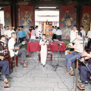 吟頌詩詞並演唱傳統歌謠是端午節時歌頌詩人的活動-八十七年巴拉圭展及紐俄展樣片-MOFA109179CF-2020-12--PH00037-008