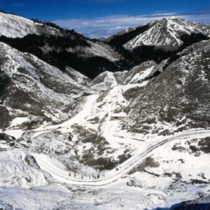 在亞熱帶的台灣，雪景總是相當吸引人，這是位於台灣中部的合歡山-八十七年巴拉圭展及紐俄展樣片-MOFA109179CF-2020-12--PH00037-010