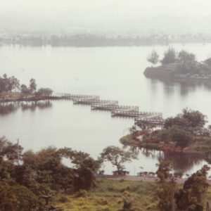 高雄澄清湖九曲橋以蜿蜒而聞名-八十七年巴拉圭展及紐俄展樣片-MOFA109179CF-2020-12--PH00037-011