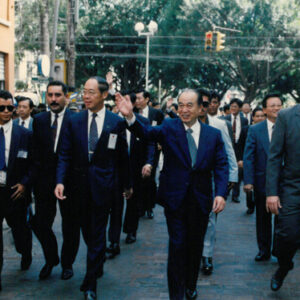 李副總統於宏都拉斯中央公園步行赴該國國會途中沿途受到宏國民眾熱烈歡呼 80.8.27-外交-MOFA109179CF-2020-12-PH00039-069