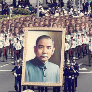 手持國父遺像的成功高中學生-國慶-MOFA109179CF-2020-12-PH00041-137