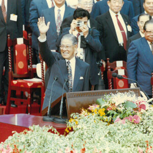 李總統蒞臨國慶大會會場向群眾揮手致意-國慶-MOFA109179CF-2020-12-PH00041-180