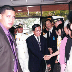 陳水扁總統於多明尼加視察我駐多明尼加大使館-陳水扁總統「民主外交、友誼之旅」活動照片-MOFA109179CF-2020-12-PH00051-038