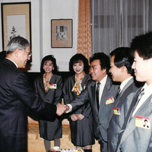 總統接見明華園歌仔戲團陳明吉團主等 總統府-李總統照片冊-MOFA109179CF-2020-12-PH00109-012