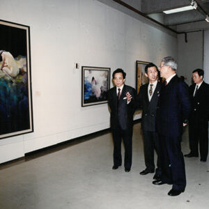 總統參觀梁軍午畫展於市立美術館-李總統照片冊-MOFA109179CF-2020-12-PH00109-030