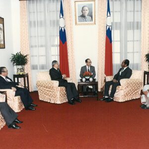 總統接見吐瓦魯國會議長馬魯亞閣下暨夫人-李總統照片冊-MOFA109179CF-2020-12-PH00109-048