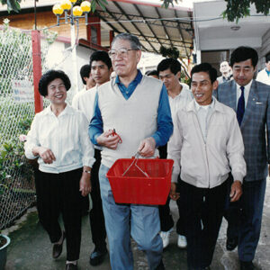 總統訪本年傑出青年農民陸桂森-李總統照片冊-MOFA109179CF-2020-12-PH00109-099