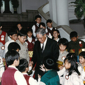 總統接見並以茶會款待青少年獎得獎人 於總統府-李總統照片冊-MOFA109179CF-2020-12-PH00109-107