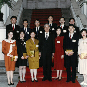 總統接見並以茶會款待青年獎章得獎人 於總統府-李總統照片冊-MOFA109179CF-2020-12-PH00109-108