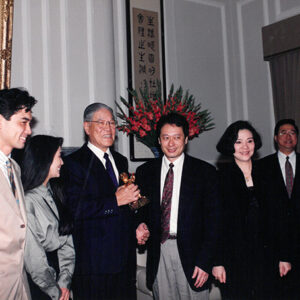 總統接見參加第四十三屆柏林影展代表團吳中立團長等人於總統府-李總統照片冊-MOFA109179CF-2020-12-PH00114-021